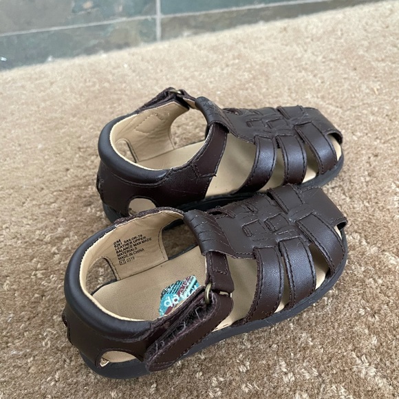 Carters sandals. - Picture 3 of 4